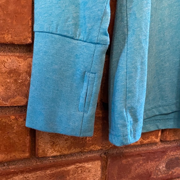 Harley-Davidson Aqua Blue Long Sleeve with Vibrant Graphic - Picture 2 of 9